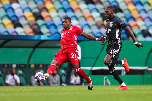 哈格里夫斯：琼斯的场上位置有点靠后