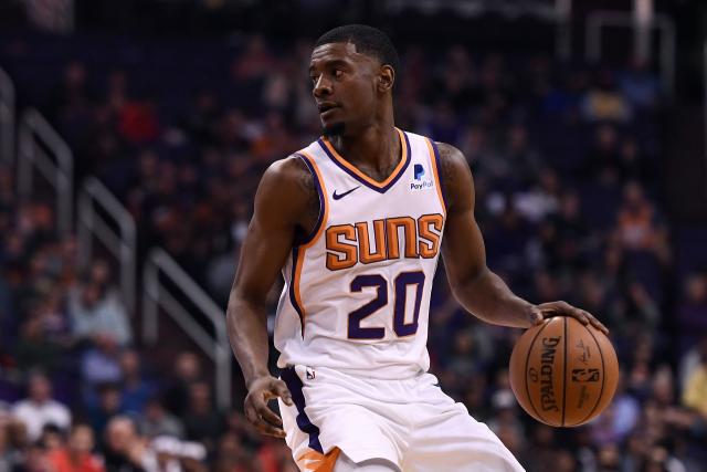 库里27分哈特三双 勇士负尼克斯跌回西部第十